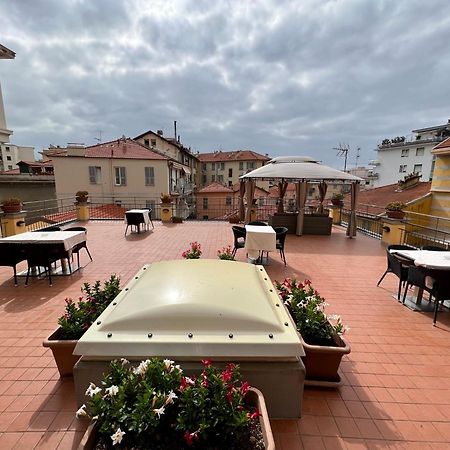 Hotel Casa Zeffirino à San Remo Extérieur photo