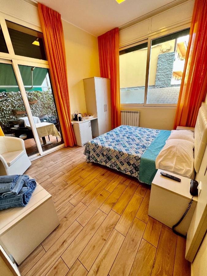 Hotel Casa Zeffirino à San Remo Extérieur photo