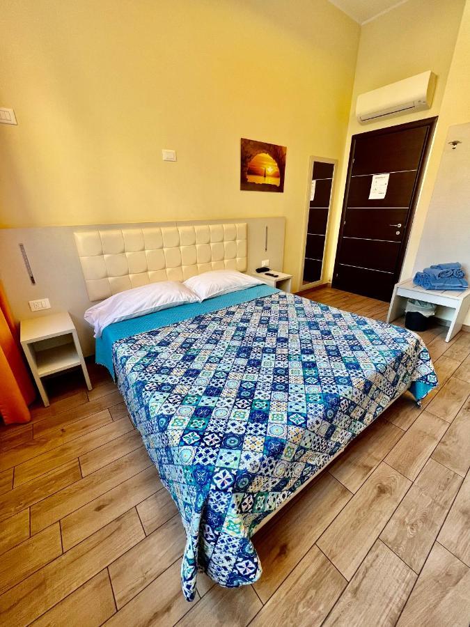 Hotel Casa Zeffirino à San Remo Extérieur photo