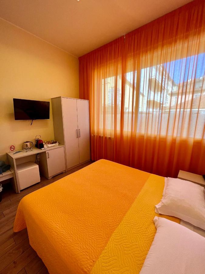 Hotel Casa Zeffirino à San Remo Extérieur photo