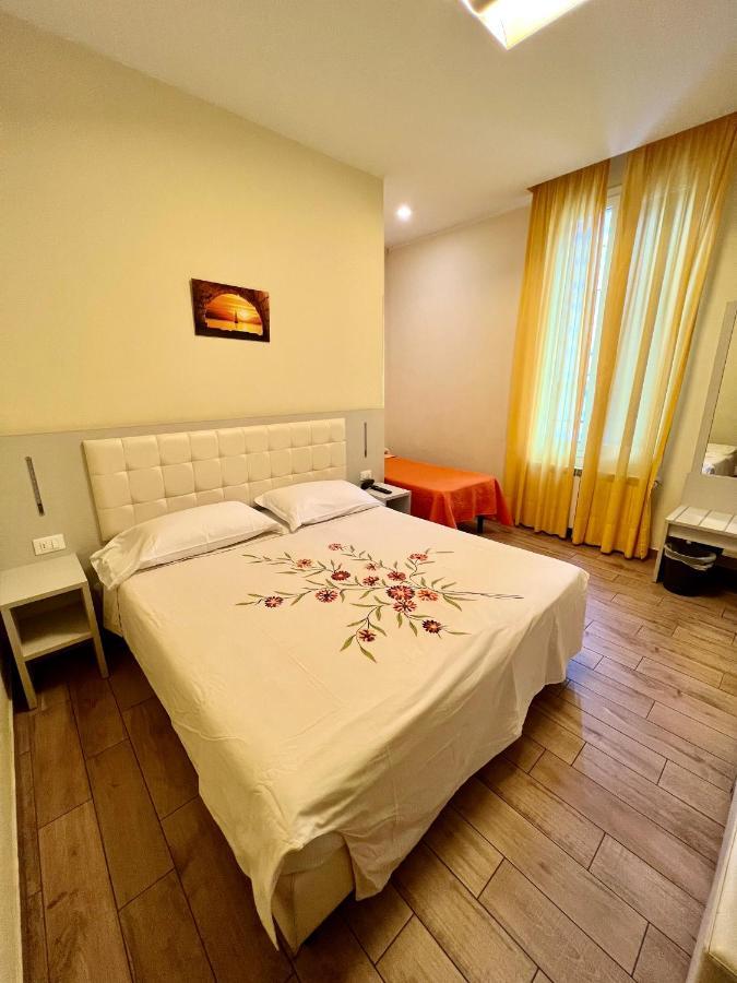 Hotel Casa Zeffirino à San Remo Extérieur photo