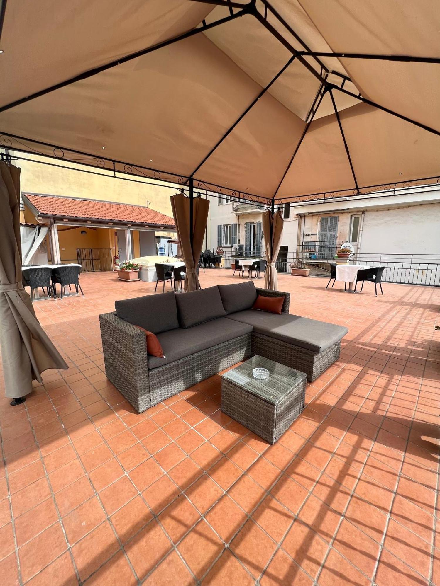 Hotel Casa Zeffirino à San Remo Extérieur photo
