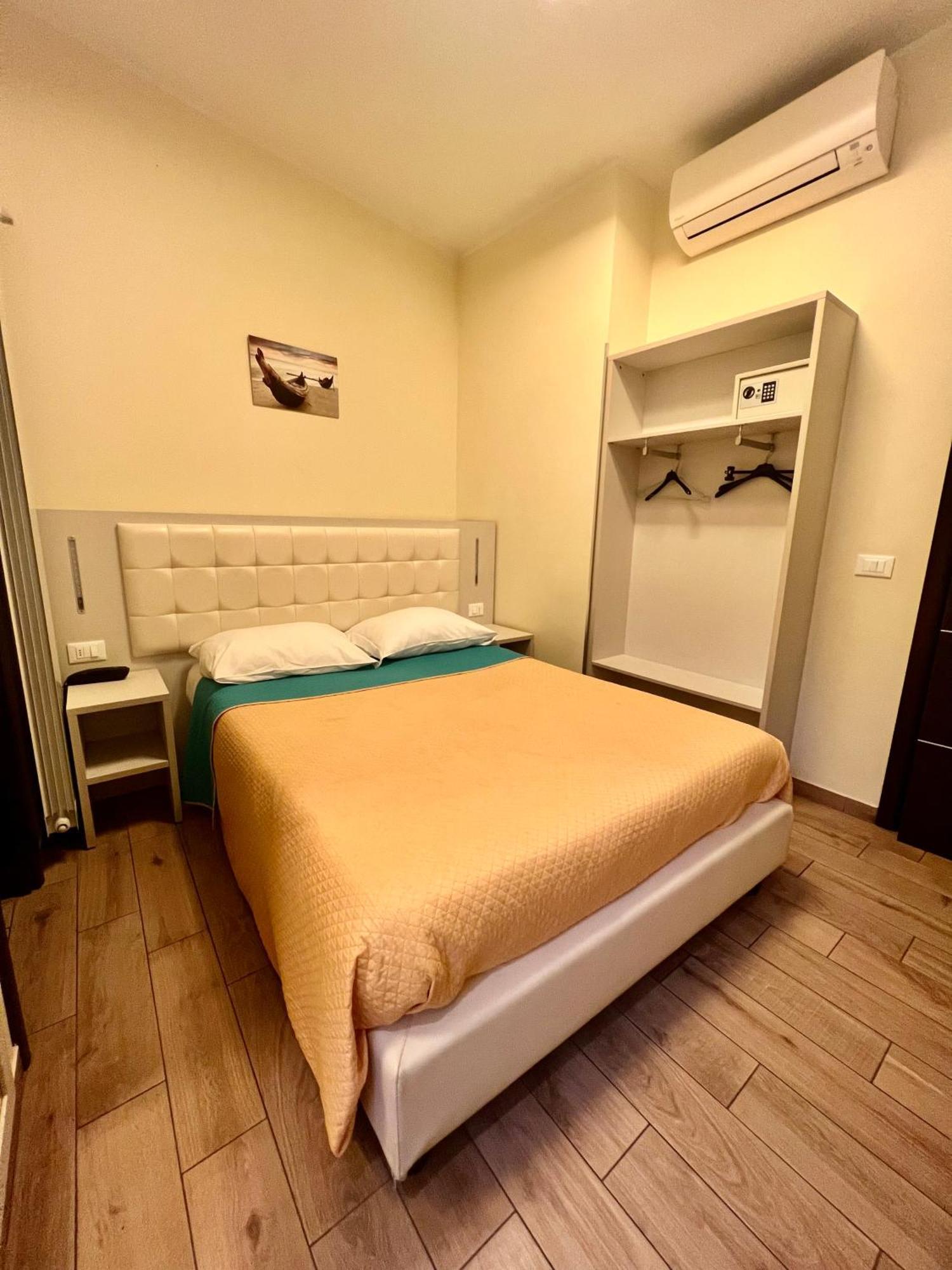 Hotel Casa Zeffirino à San Remo Extérieur photo