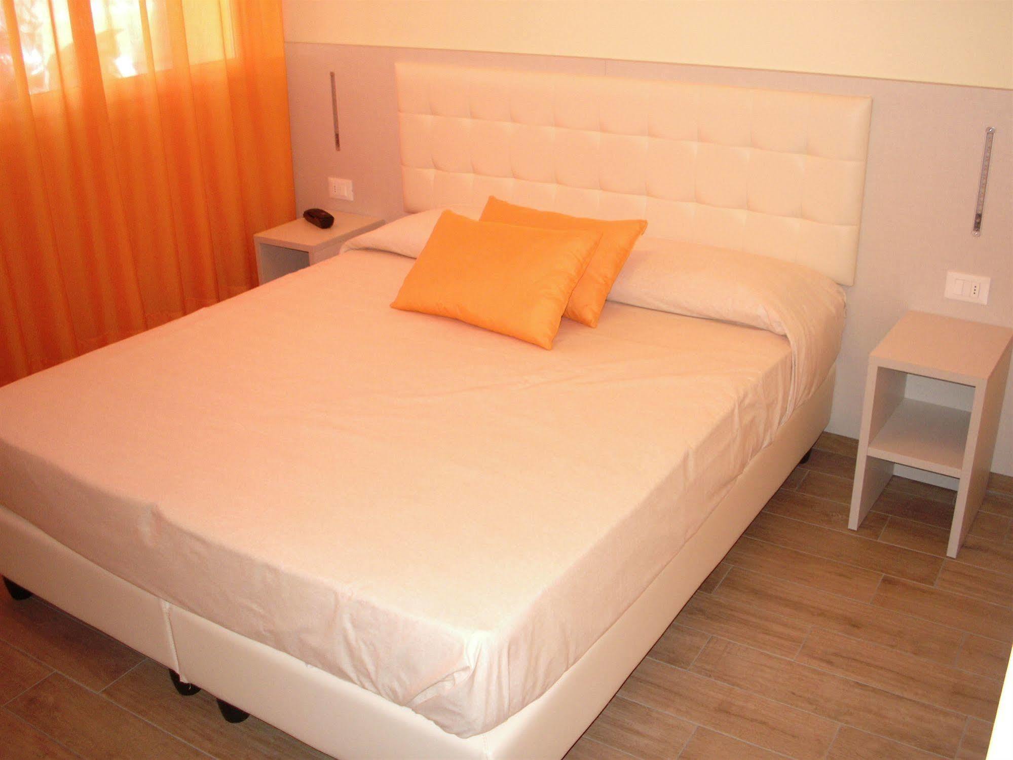 Hotel Casa Zeffirino à San Remo Extérieur photo